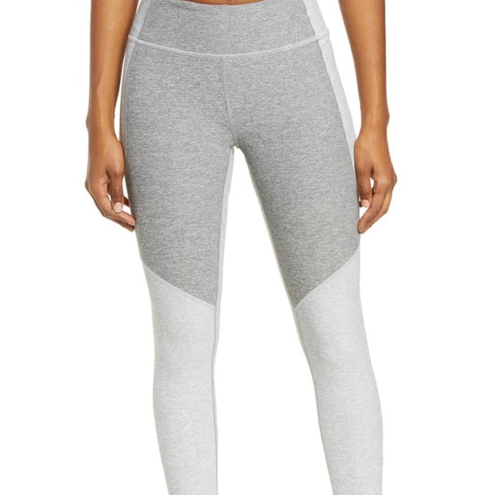 Outdoor Voices Two-Tone Warmup Crop Leggings